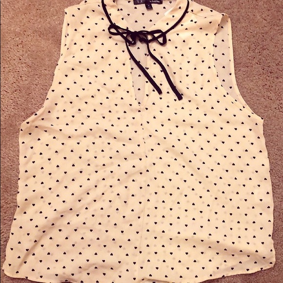 🦄 Women’s Sleeveless Top - Picture 3 of 3